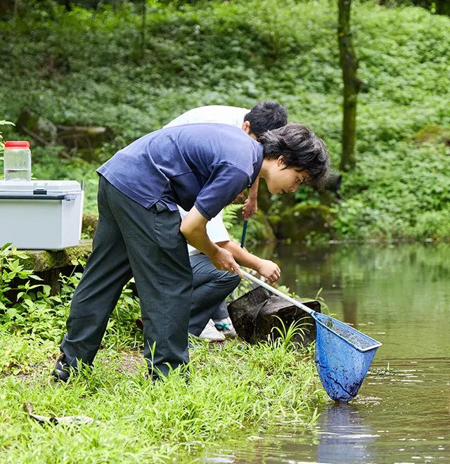 穎明館中学高等学校 図書館