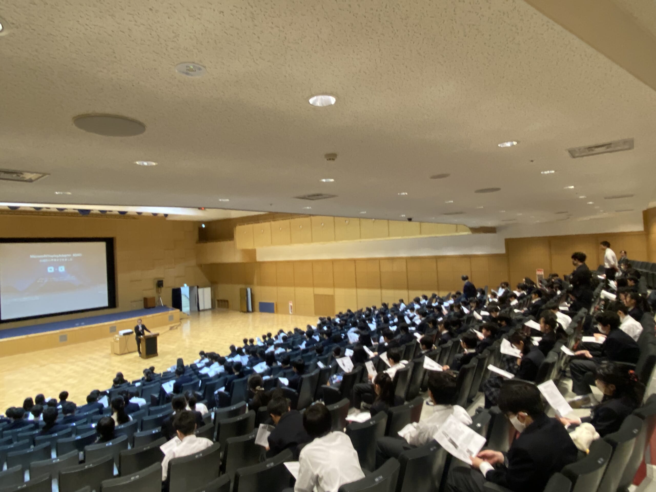 1年生 キャリア教育「穎明館を学ぶ」
