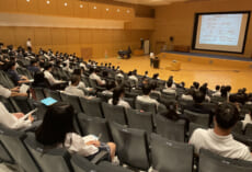 第５学年　進学講演会