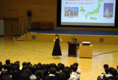 元タカラジェンヌの井上依吏子さんに学ぶ